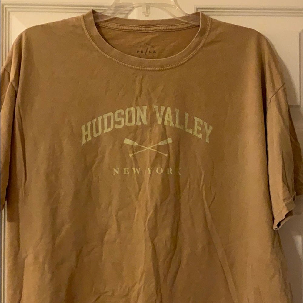 Pacsun graphic tee !